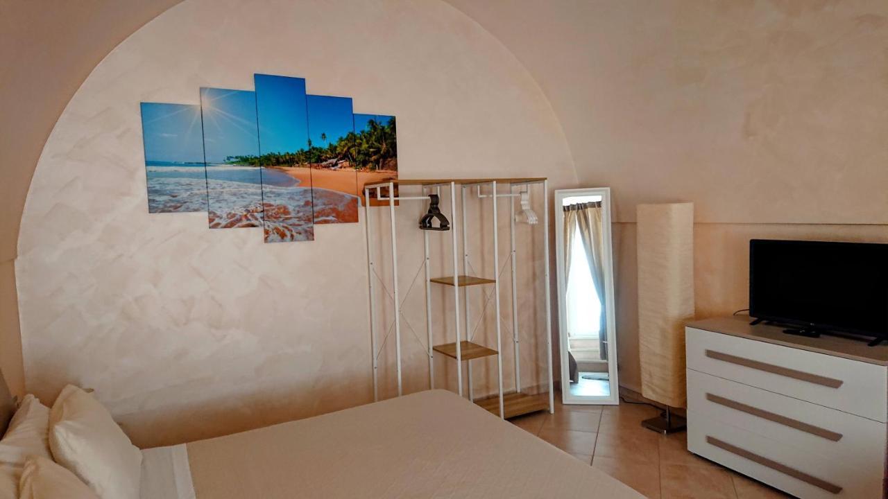 Villa Domus Elegans In Centro Manfredonia Exterior foto